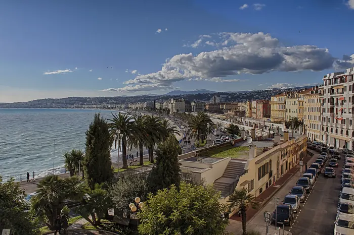 La Promenade des Anglais et la Baie des Anges à Nice